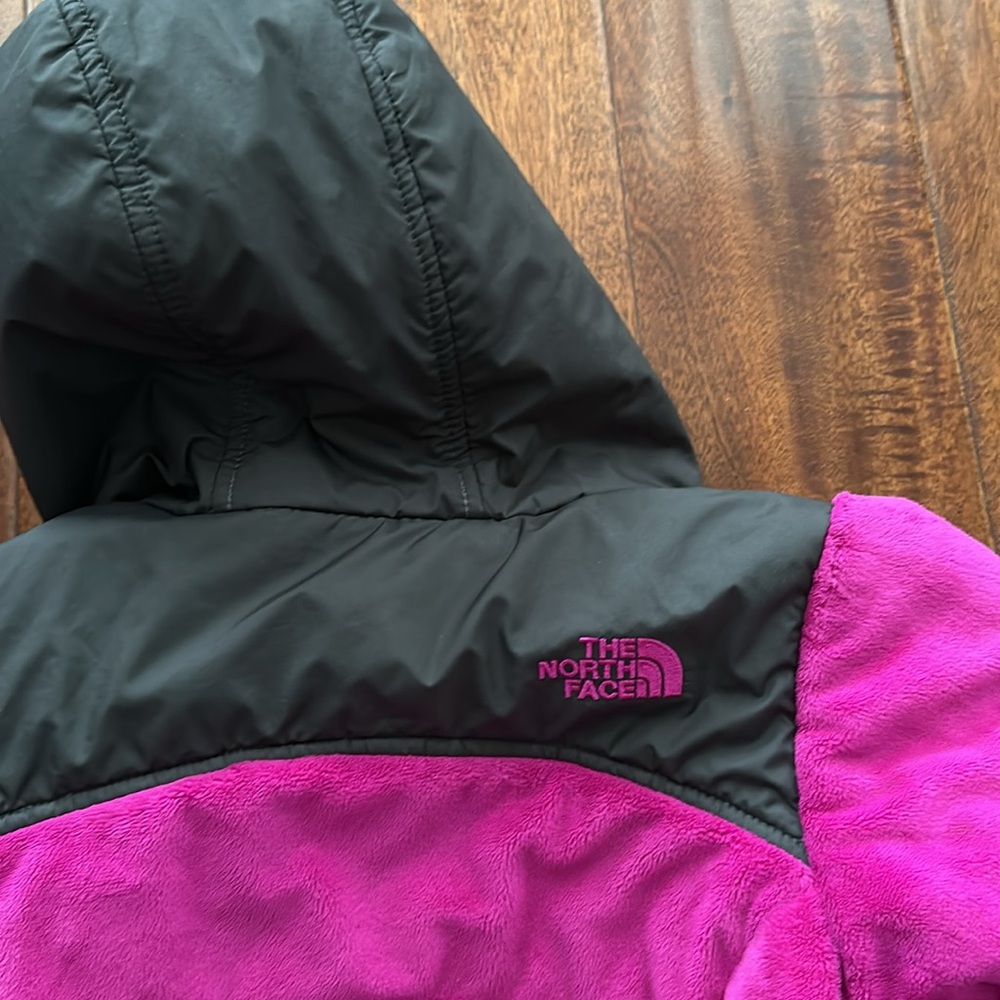 North Face reversible hooded jacket S - Picture 3 of 5